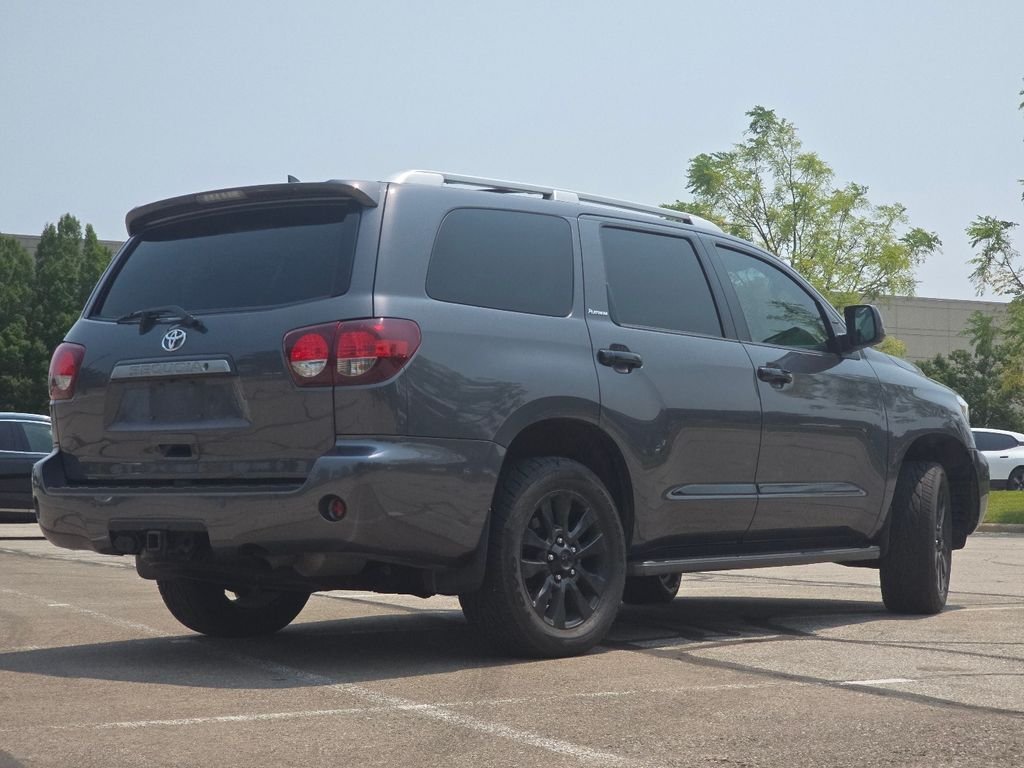 Used 2018 Magnetic Gray Metallic Toyota Platinum image 14
