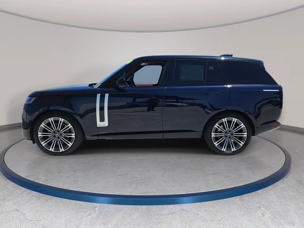Certified Used 2023 Portofino Blue Metallic Land Rover Autobiography image 8
