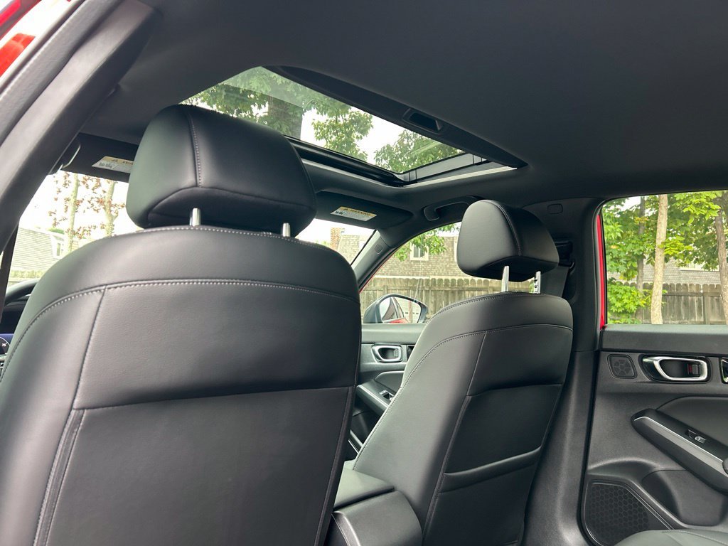 Used 2025 Red Honda  image 27