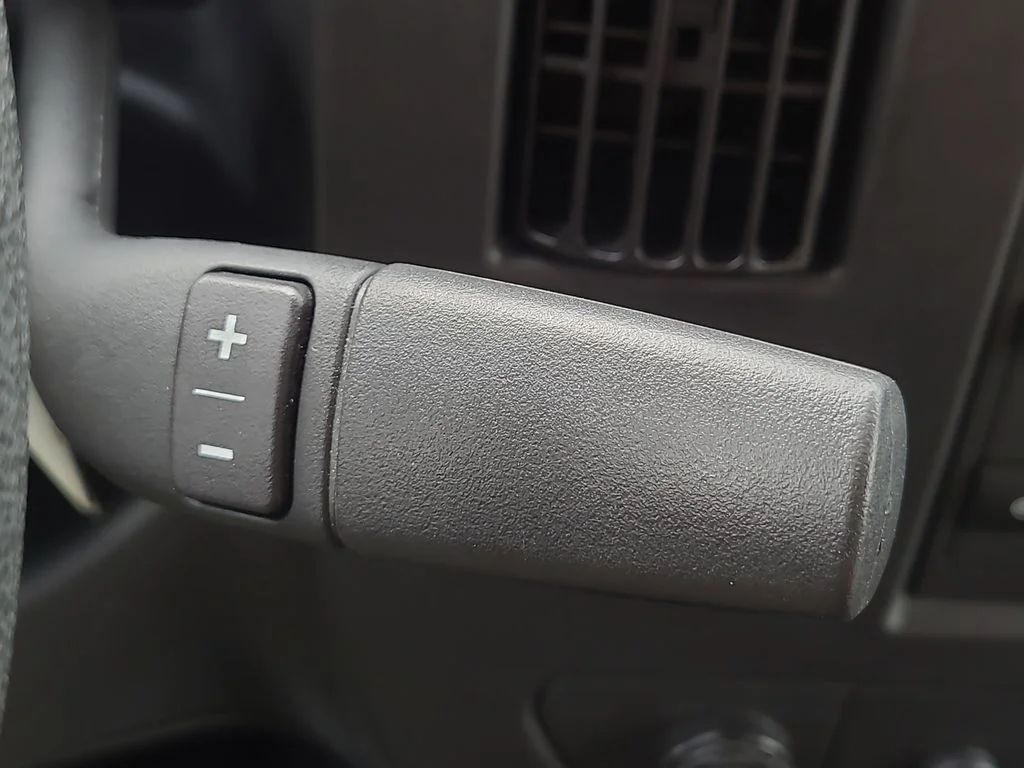 Used 2024 White Chevrolet LT image 26