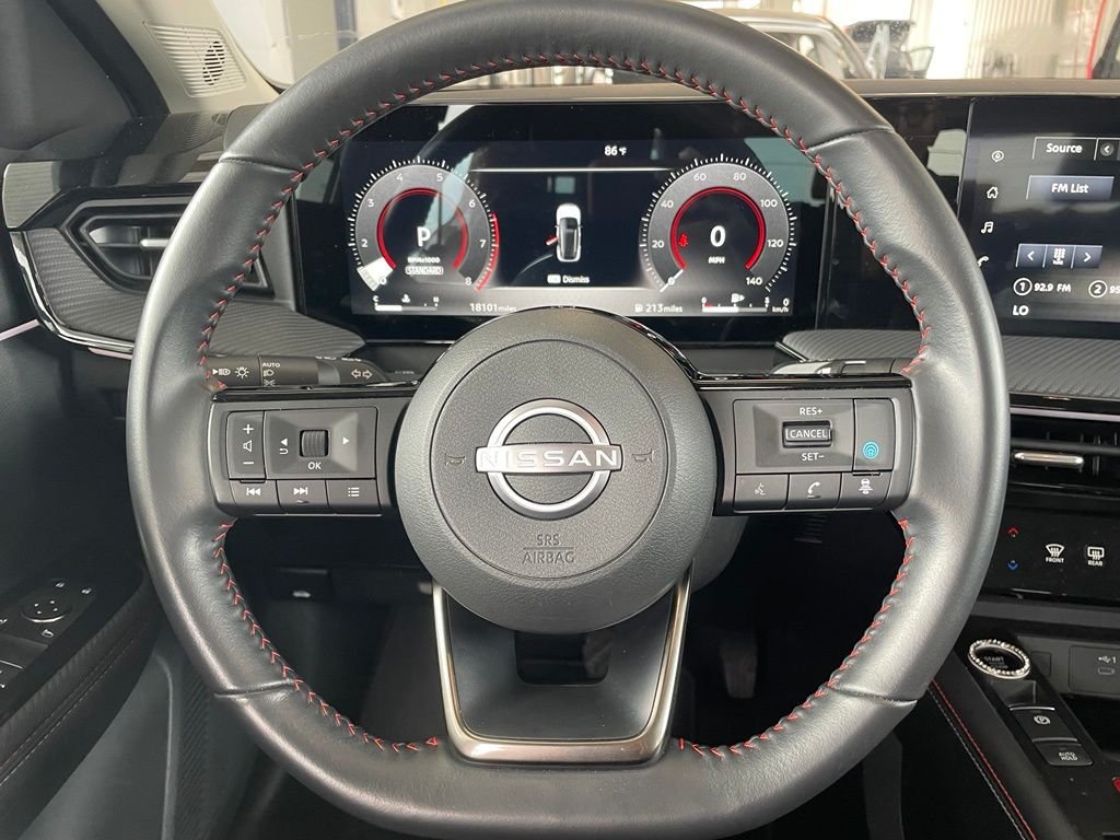 Used 2025 Brown Nissan SR image 14