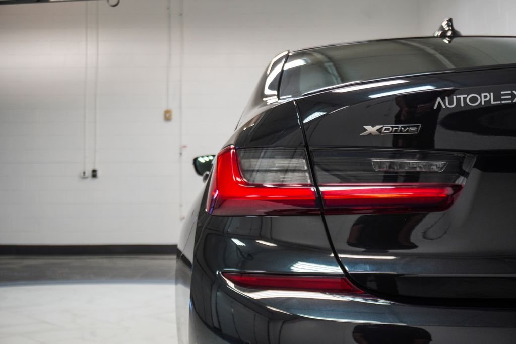 Used 2021 Black BMW M340i xDrive image 34