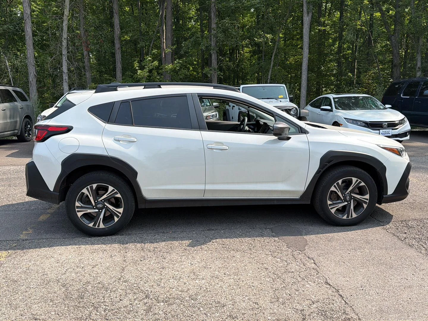 Used 2024 Crystal White Pearl Subaru Premium image 6