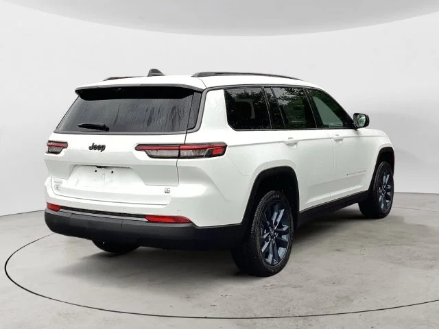 New 2026 Bright White Clearcoat Jeep L 85TH ANNIVERSARY EDITION 4X4 image 5