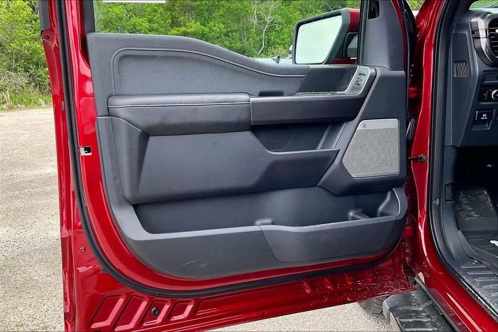 New 2026 Ford F-150 Lariat 4D SuperCrew