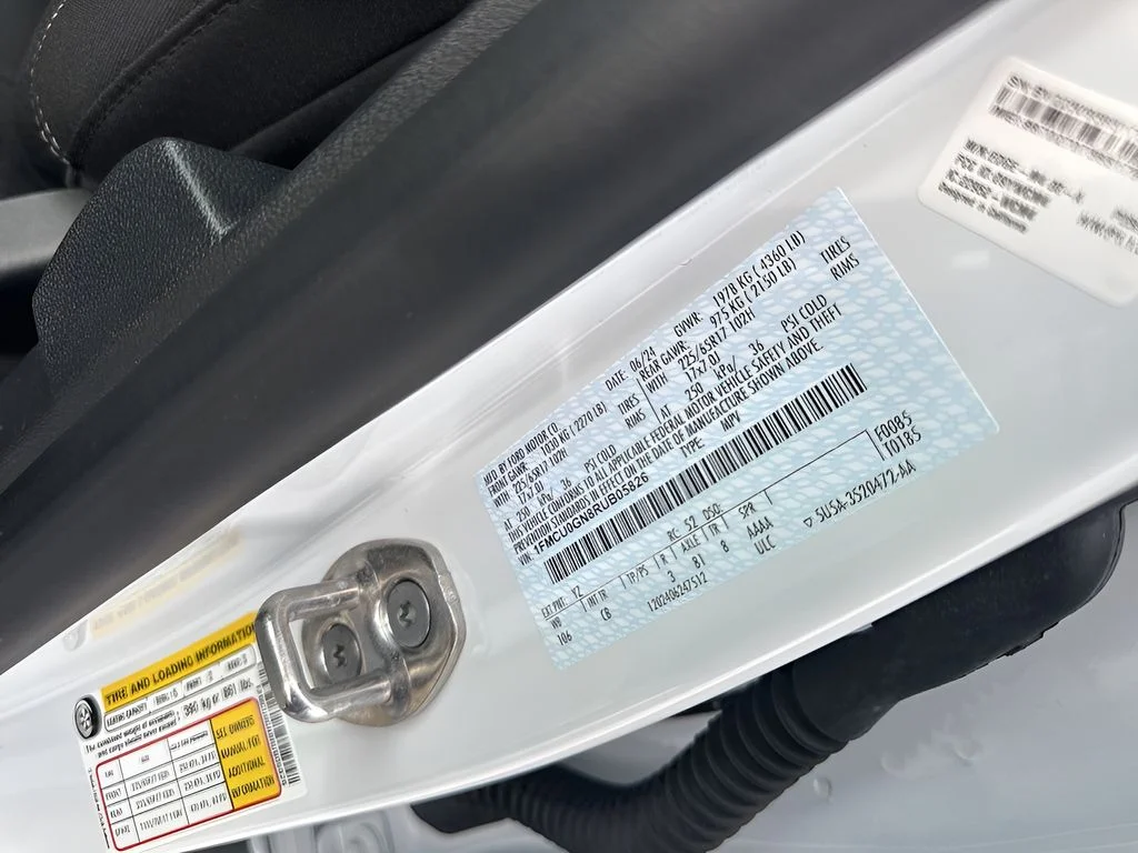 Used 2024 White Ford Active image 34