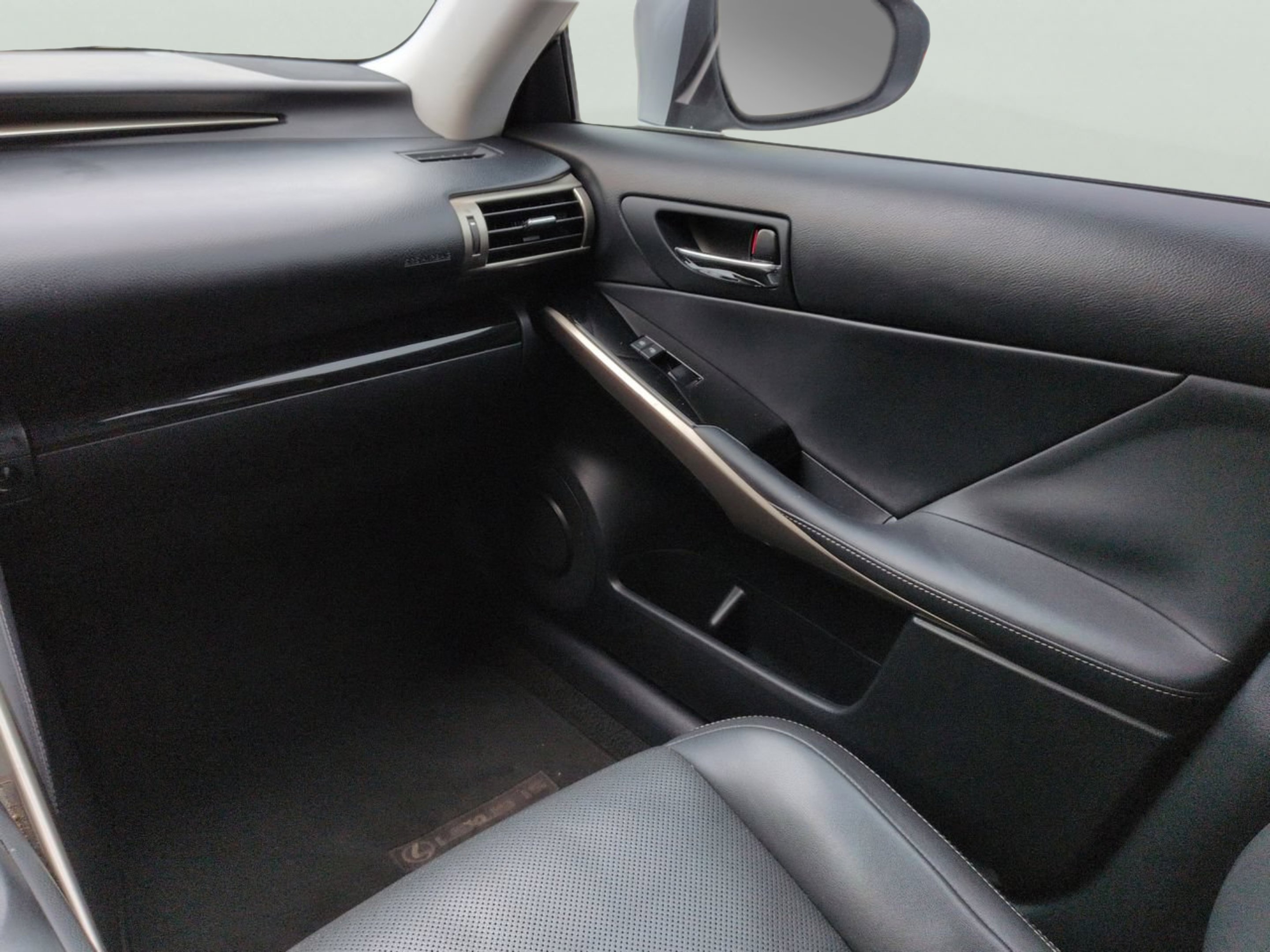 Used 2015 Silver Lexus 250 image 15
