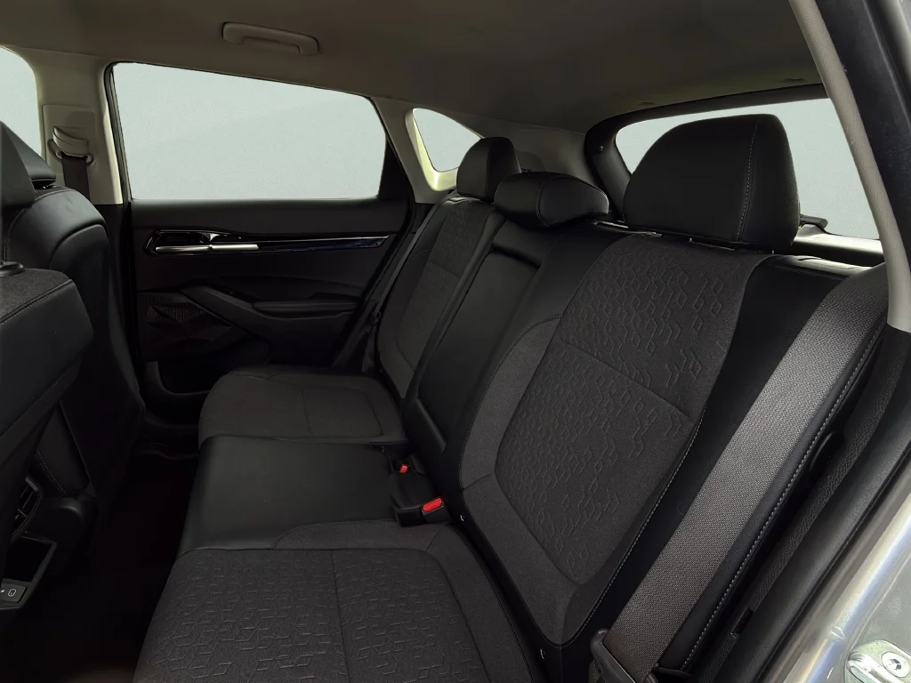 Used 2024 Steel Gray Kia S image 27