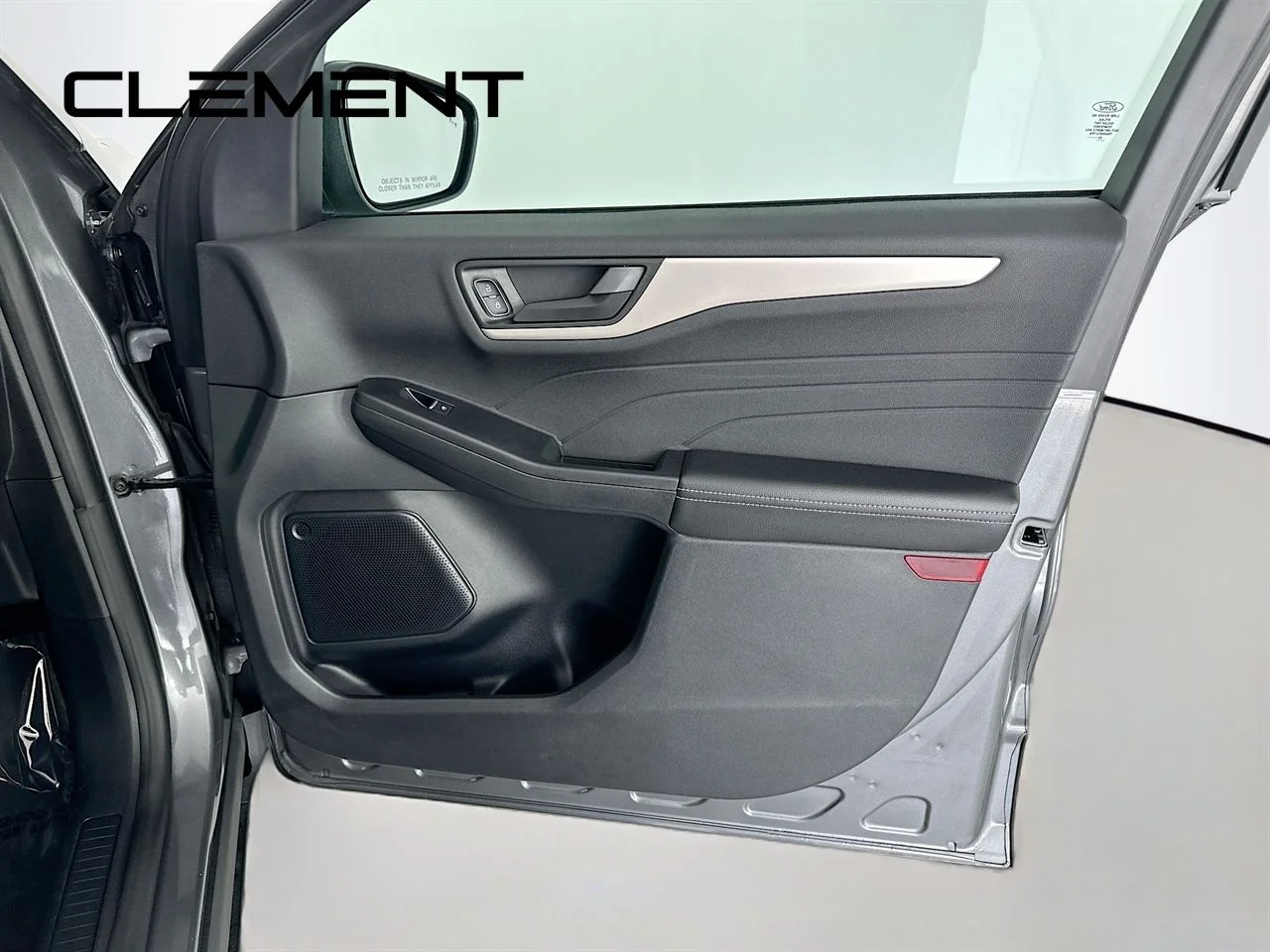 Certified Used 2022 Gray Metallic Ford SE image 33