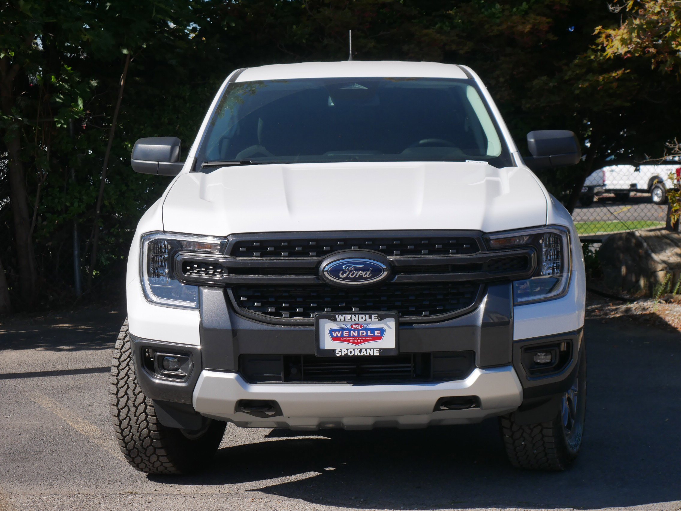 New 2025 Oxford White Ford XLT image 34