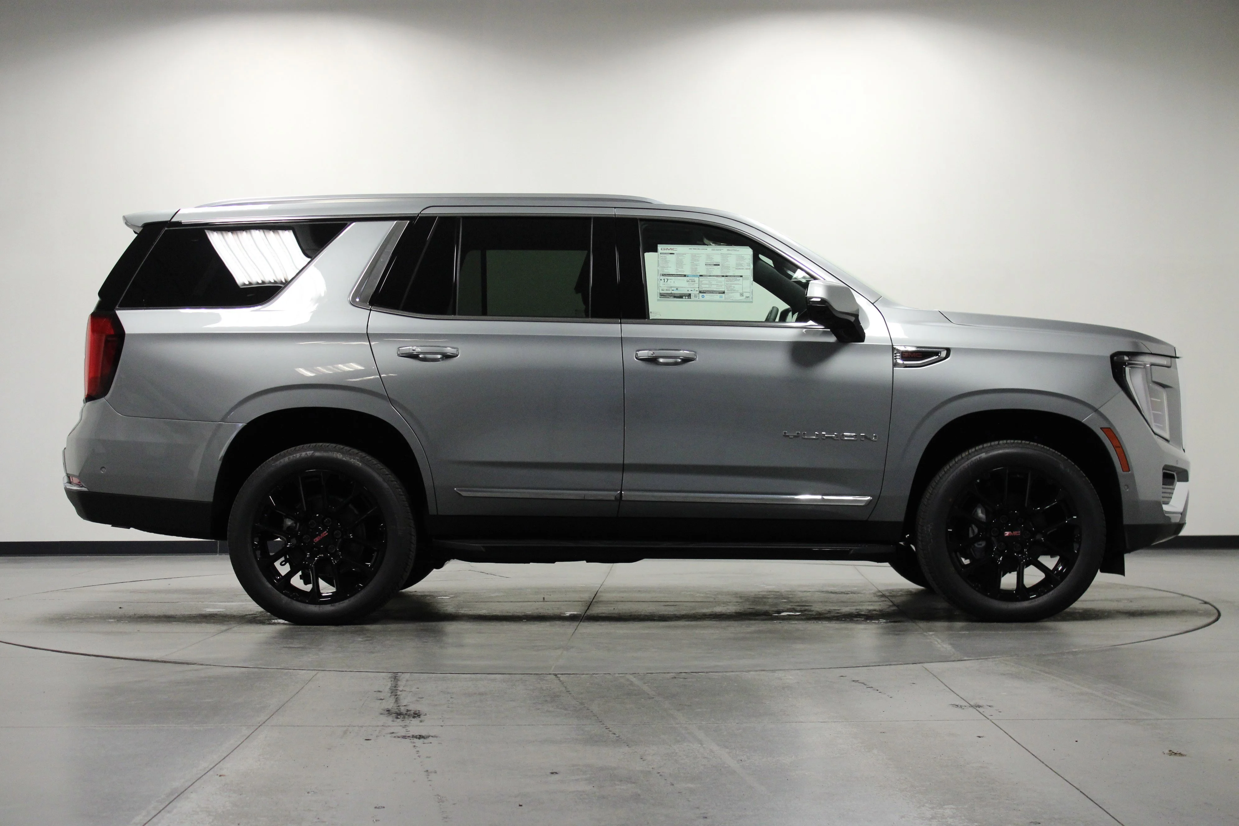 New 2026 Sterling Metallic GMC Elevation image 3