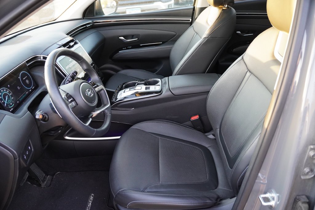 Used 2024 Hampton Gray Hyundai Limited image 4