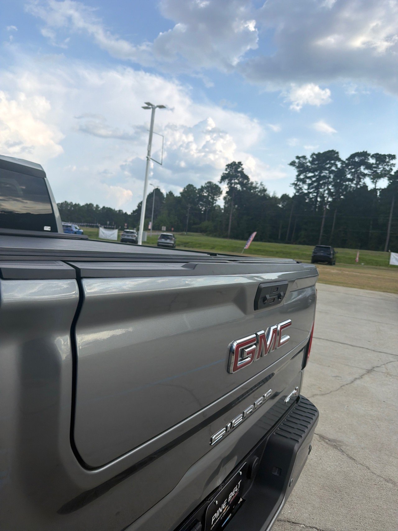 Used 2025 Sterling Metallic GMC AT4 image 17