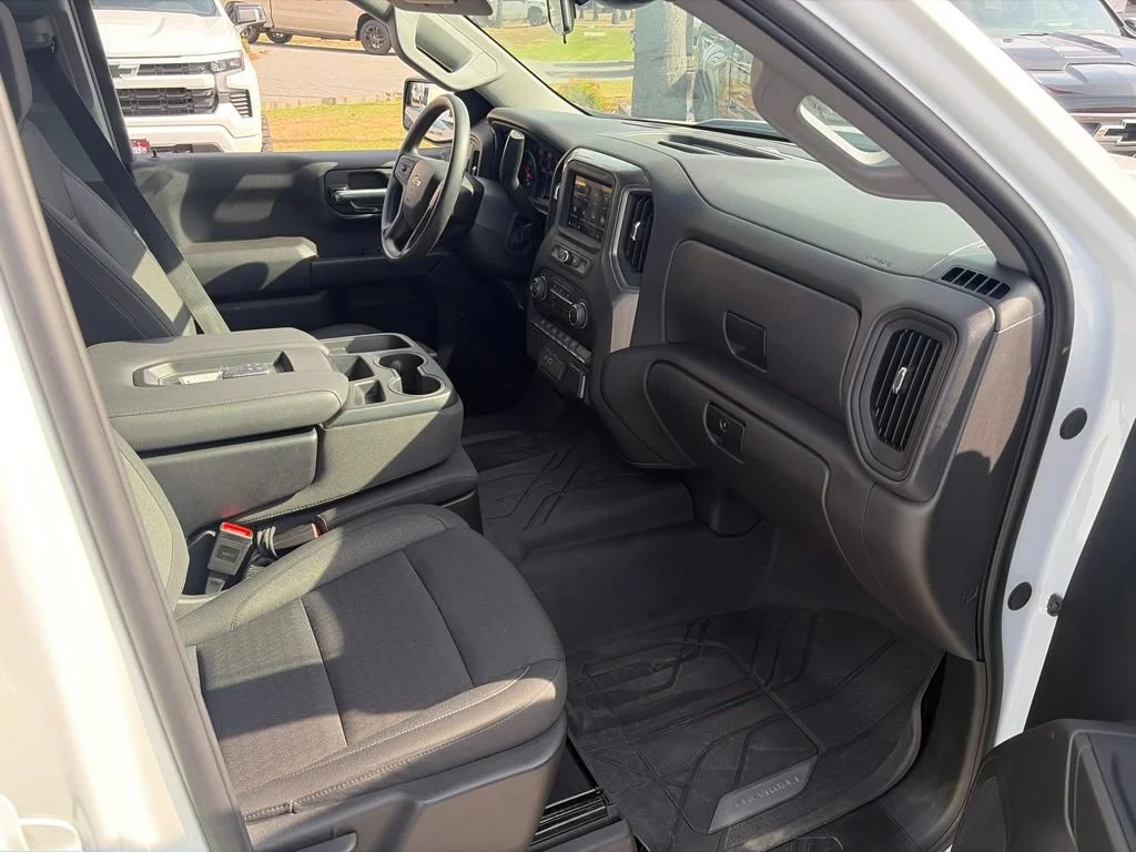 Used 2025 Summit White Chevrolet Custom image 10