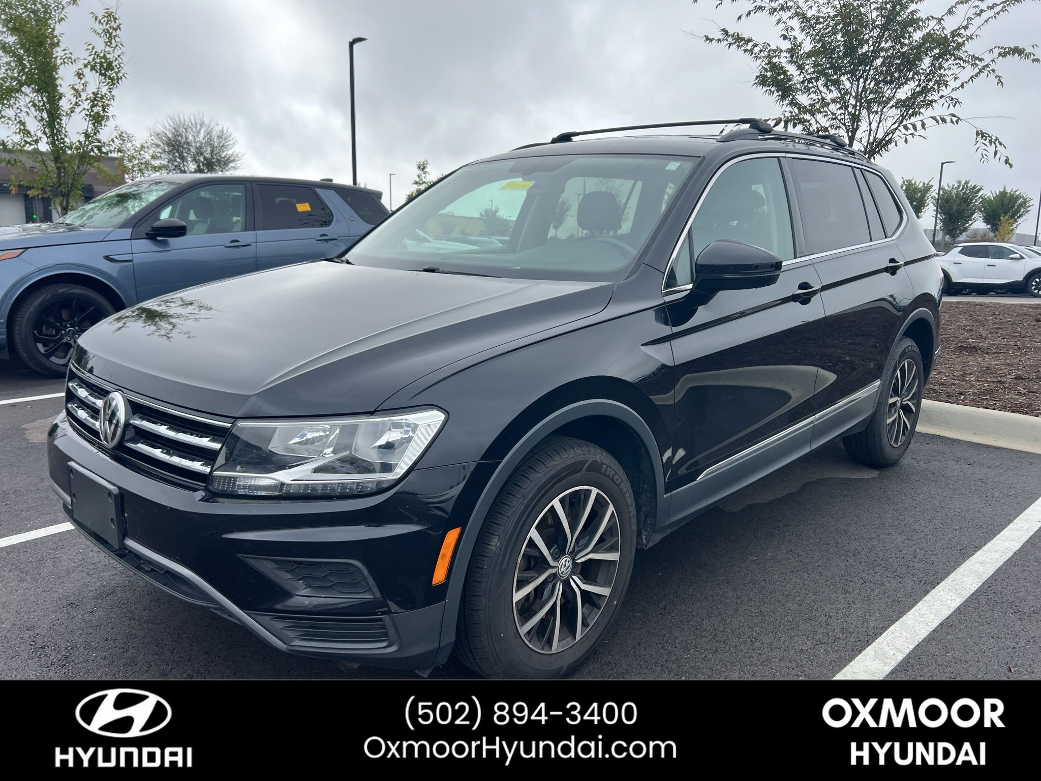 Used 2021 Deep Black Pearl Volkswagen SE image 3