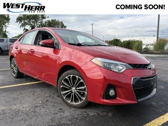 Used 2014 Barcelona Red Metallic Toyota S Plus image 1