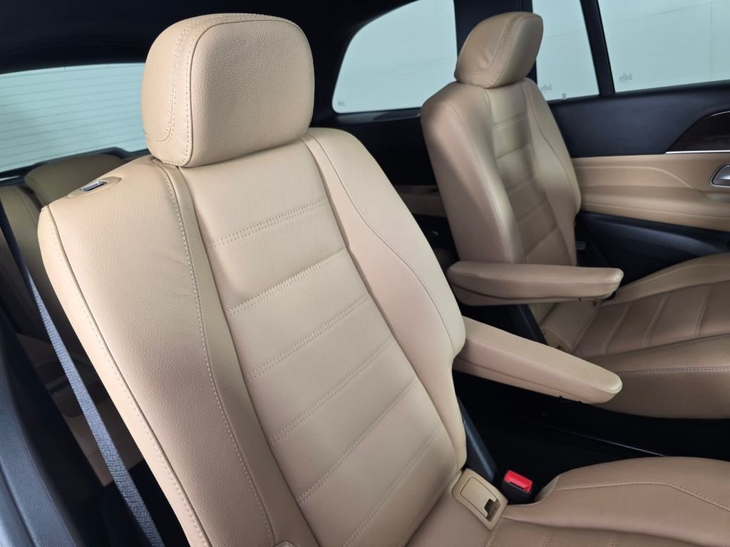 Certified Used 2024 White Mercedes-Benz GLS 450 image 32