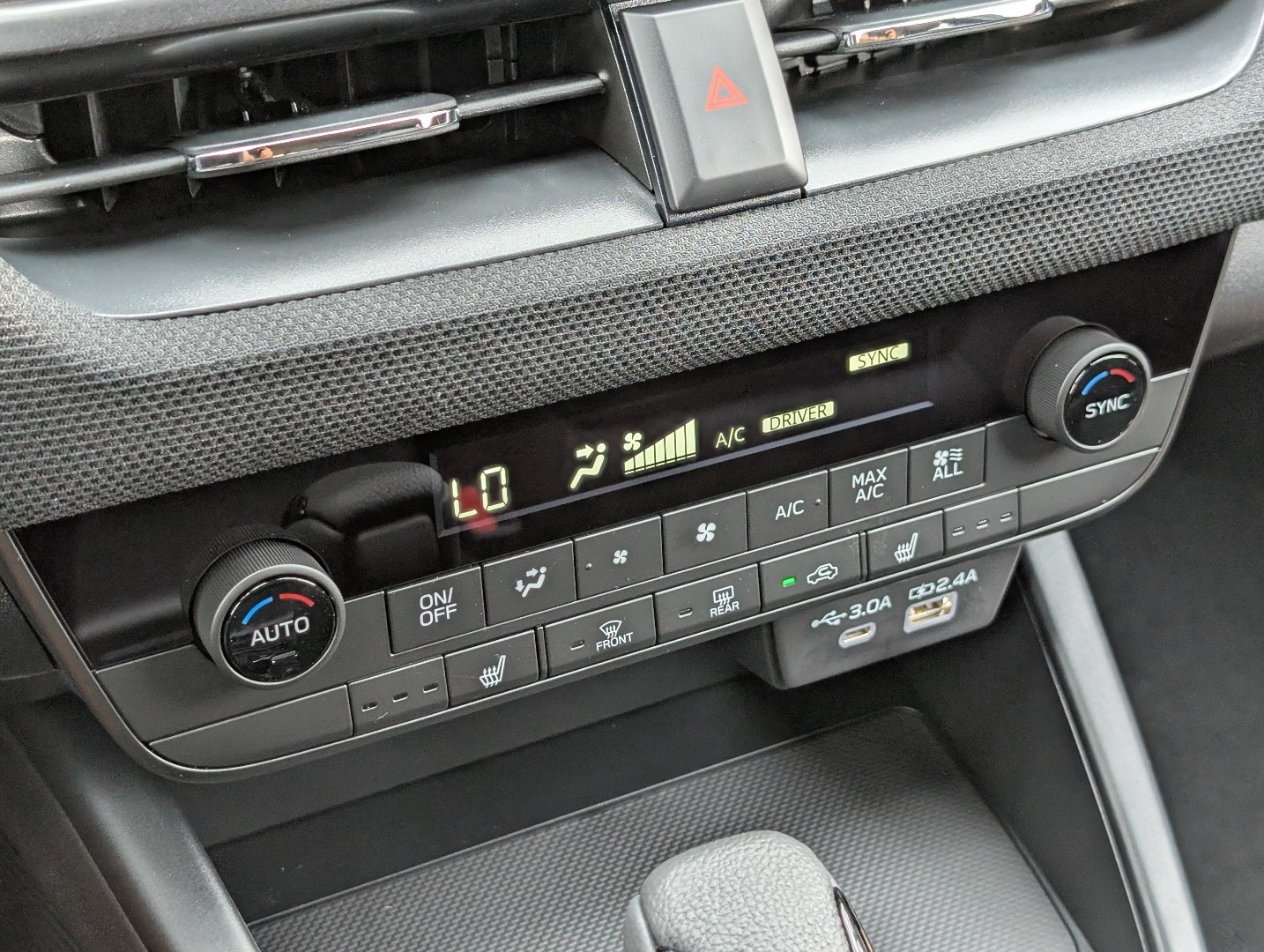 New 2026 ICE SILVER METALLIC Subaru Premium image 15