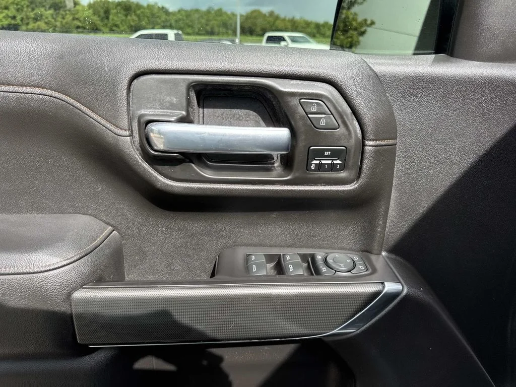 Certified Used 2021 Summit White GMC AT4 image 19