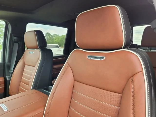 2026 GMC Sierra 3500HD Denali Ultimate - Photo 21