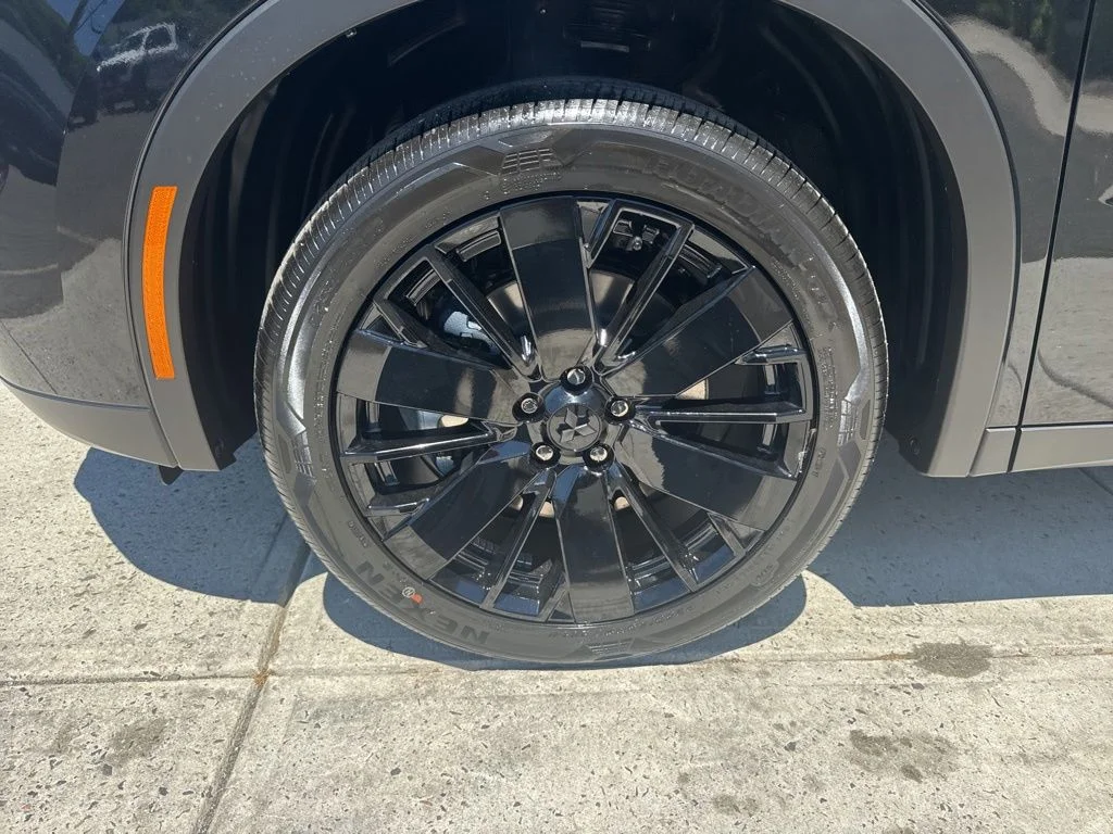 New 2026 Black Mitsubishi LE image 19