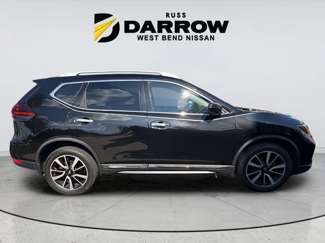 Used 2019 Black Nissan SL image 6