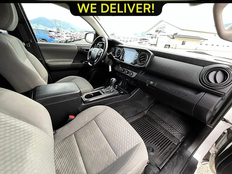 Used 2023 White Toyota SR image 16