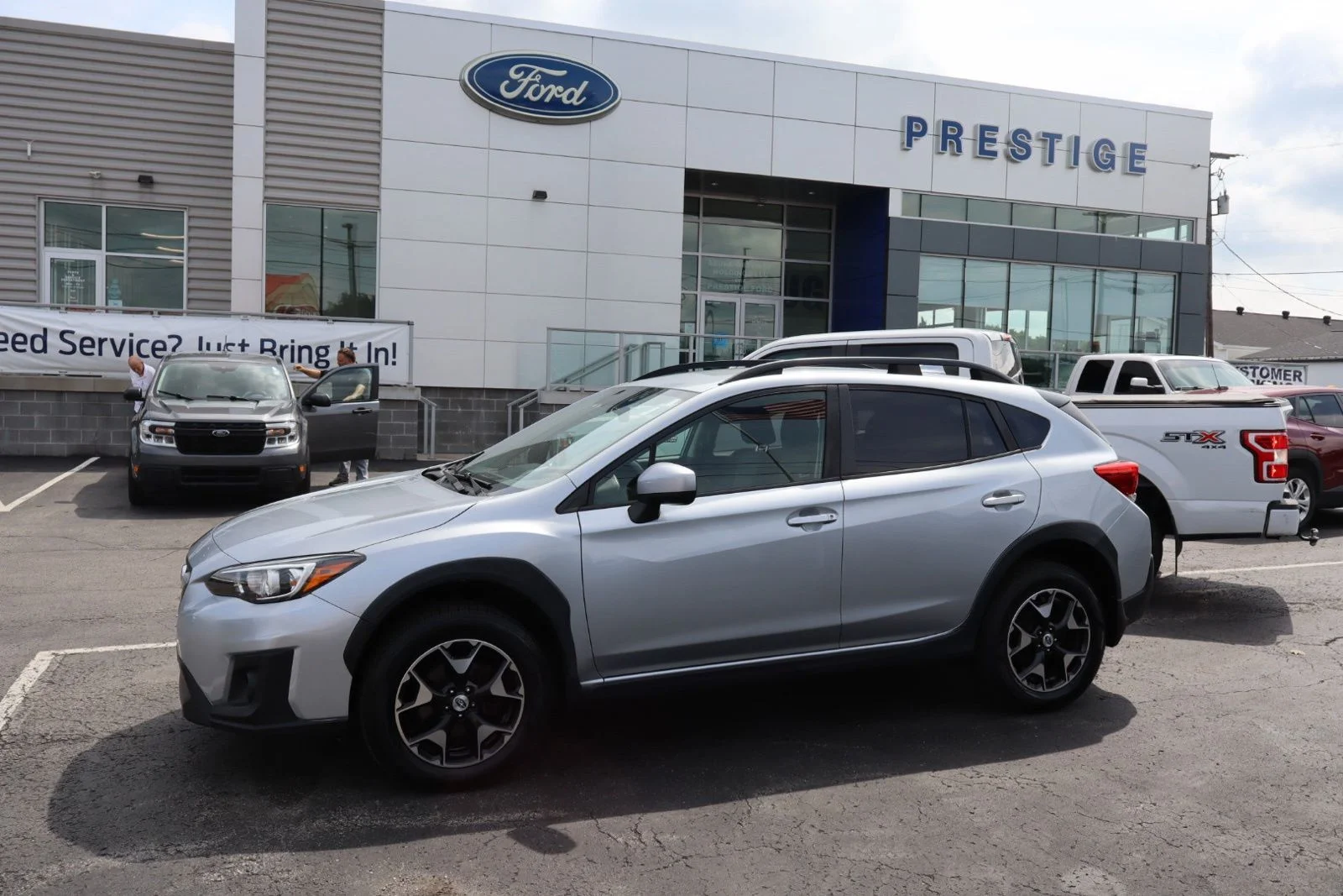 Used 2018 Ice Silver Metallic Subaru 2.0i Premium image 3