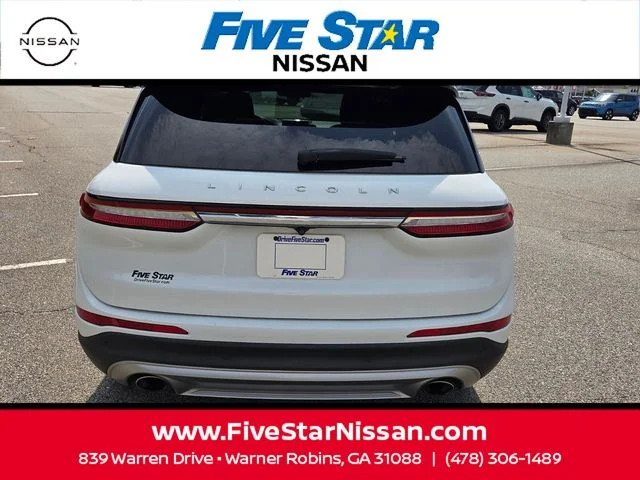 Used 2022 White Lincoln Standard image 10