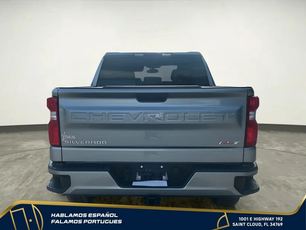 Used 2025 Sterling Gray Metallic Chevrolet RST image 5