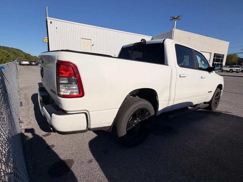 Used 2021 White Ram Big Horn/Lone Star image 23