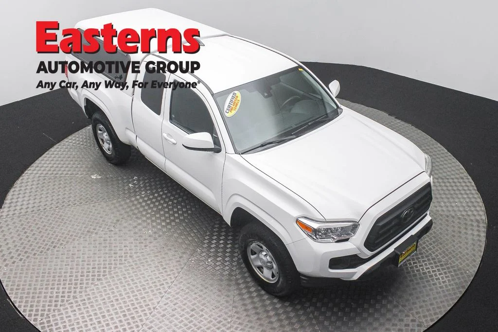 Used 2020 White Toyota SR image 3