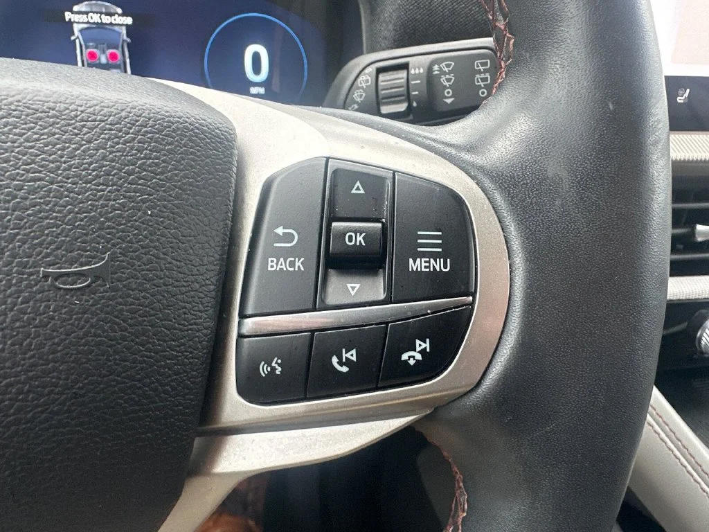 Used 2025 Gray Ford Active image 20