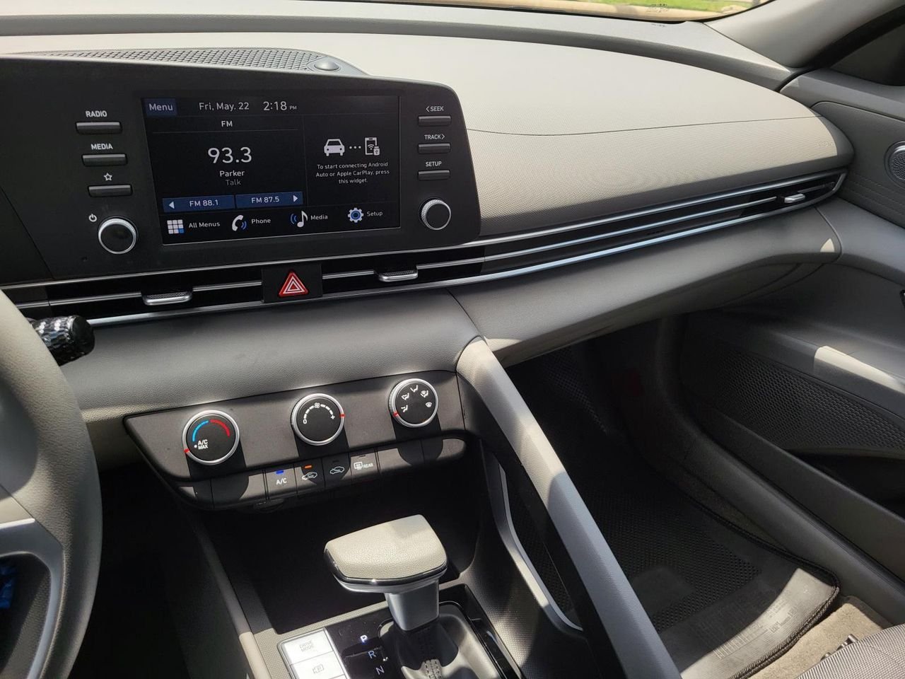 New 2026 Amazon Gray Hyundai SE image 15