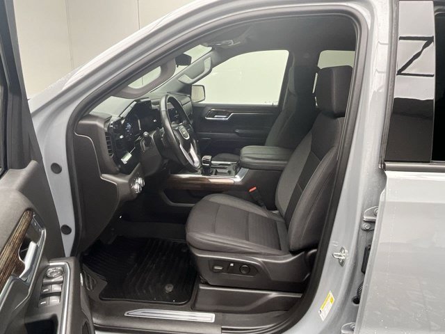 Used 2024 Thunderstorm Grey GMC Elevation image 3