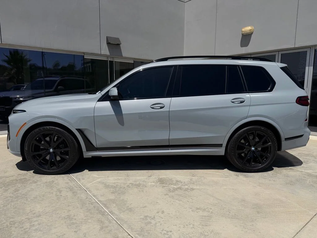 Used 2025 Brooklyn Grey Metallic BMW xDrive40i image 6