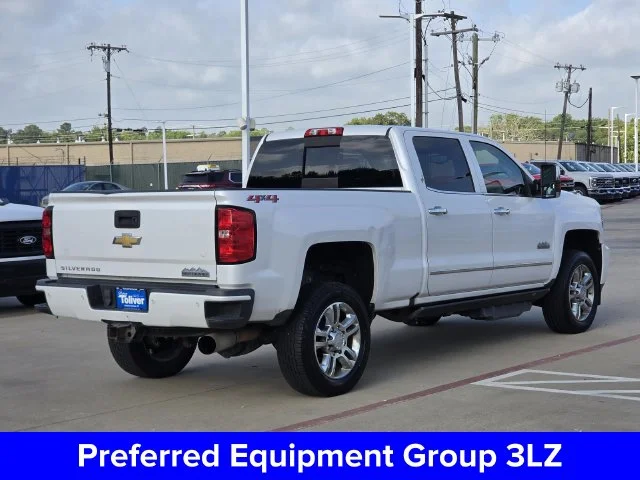 Used 2019 Iridescent Pearl Tricoat Chevrolet High Country image 10