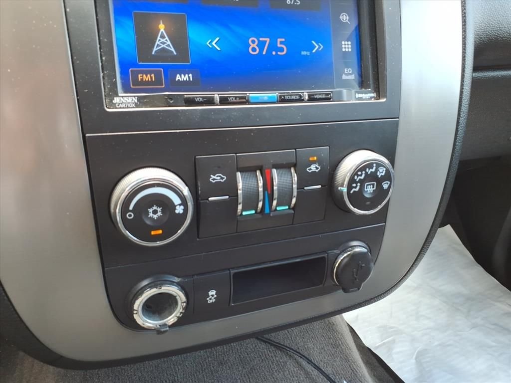 Used 2012 Black Chevrolet LS image 24