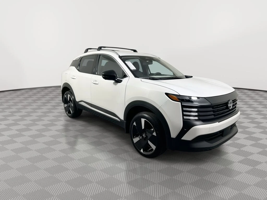 New 2026 White Nissan SR image 2