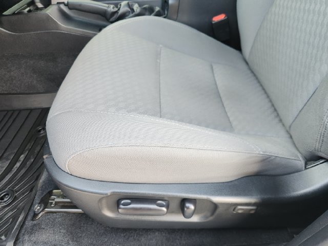 Used 2022 Silver Toyota SR5 image 25