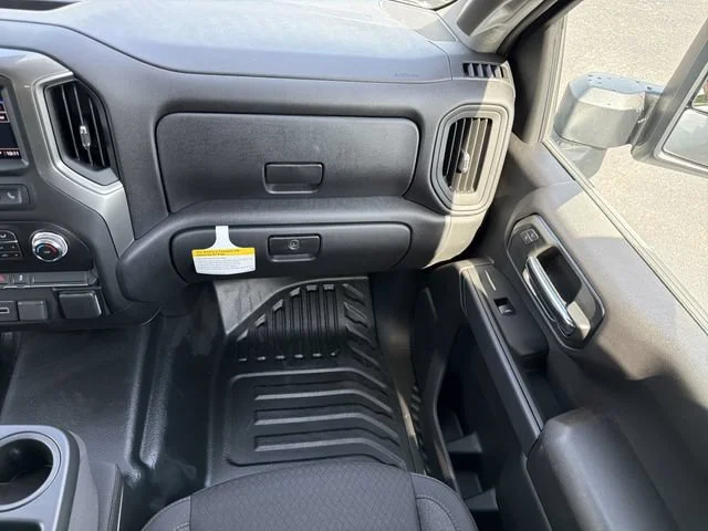 2026 GMC Sierra 2500HD Pro - Photo 13