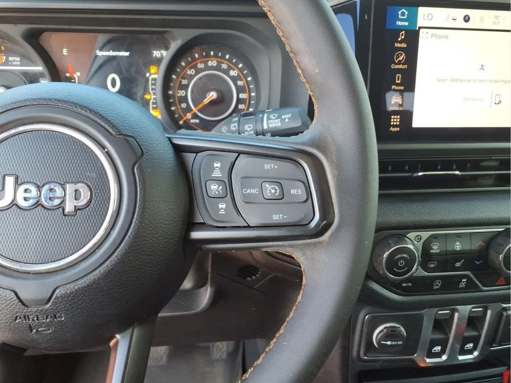 Used 2024 Red Jeep Sport S image 23
