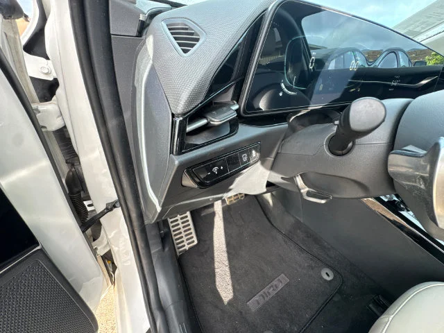 Certified Used 2025 White Kia EX Touring image 13