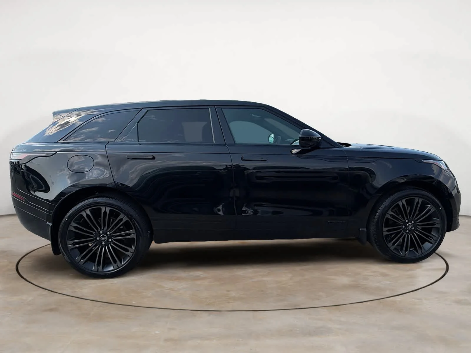 New 2026  Land Rover  image 6