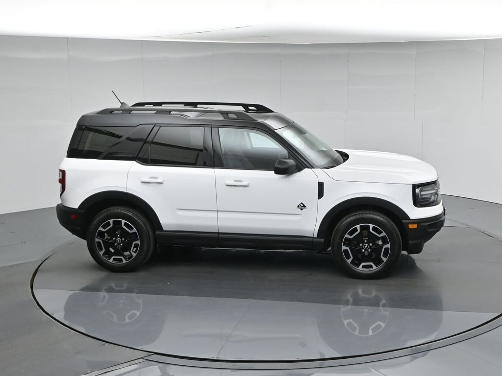 Used 2023 White Ford Outer Banks image 57