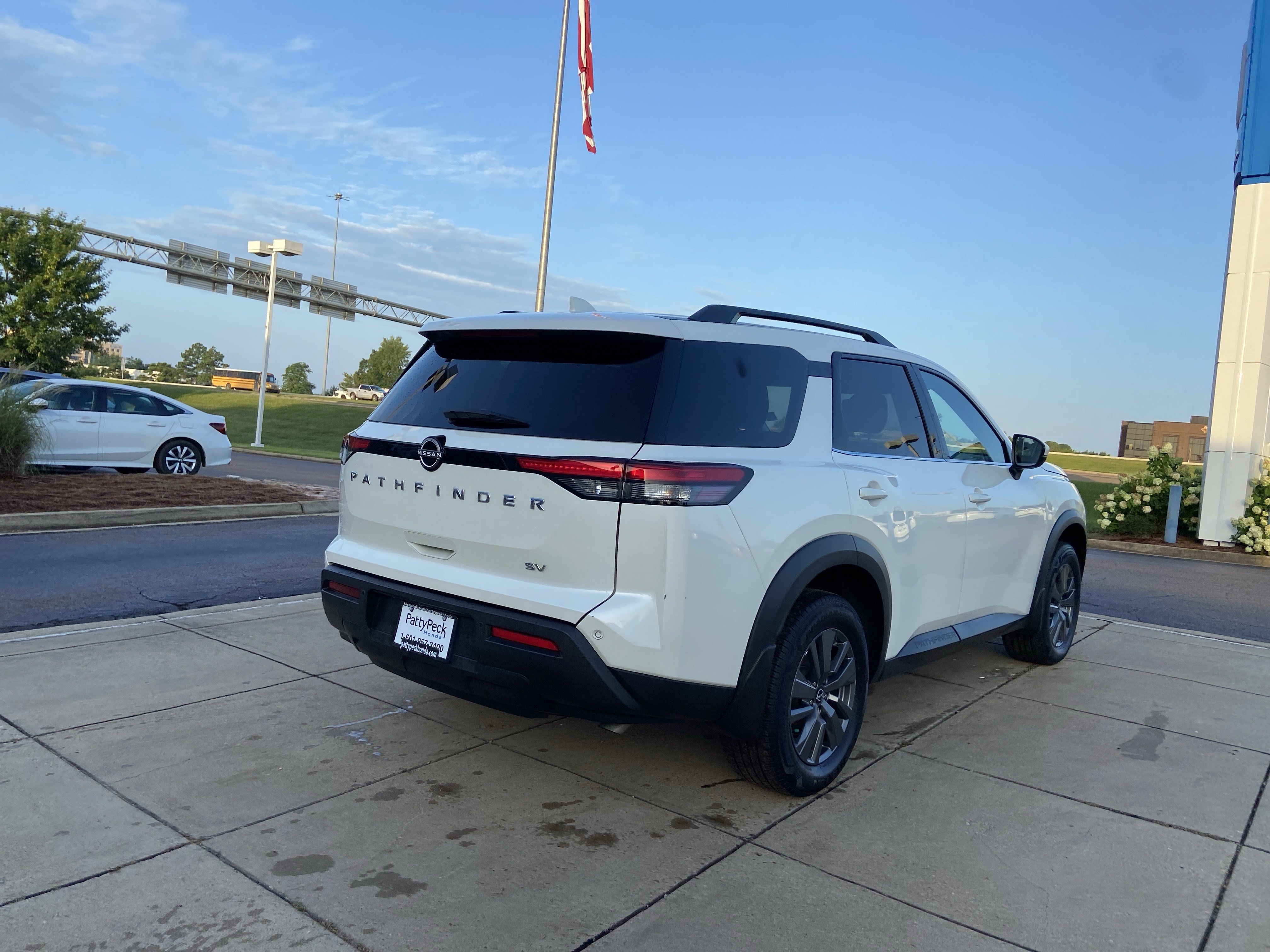 Used 2024 Pearl White Tricoat Nissan SV image 9