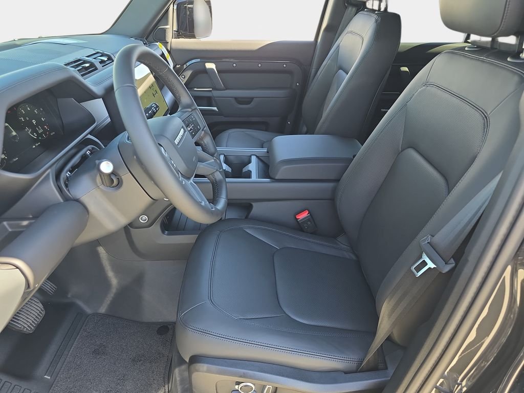 New 2026 Carpathian Grey Land Rover X-Dynamic SE image 17