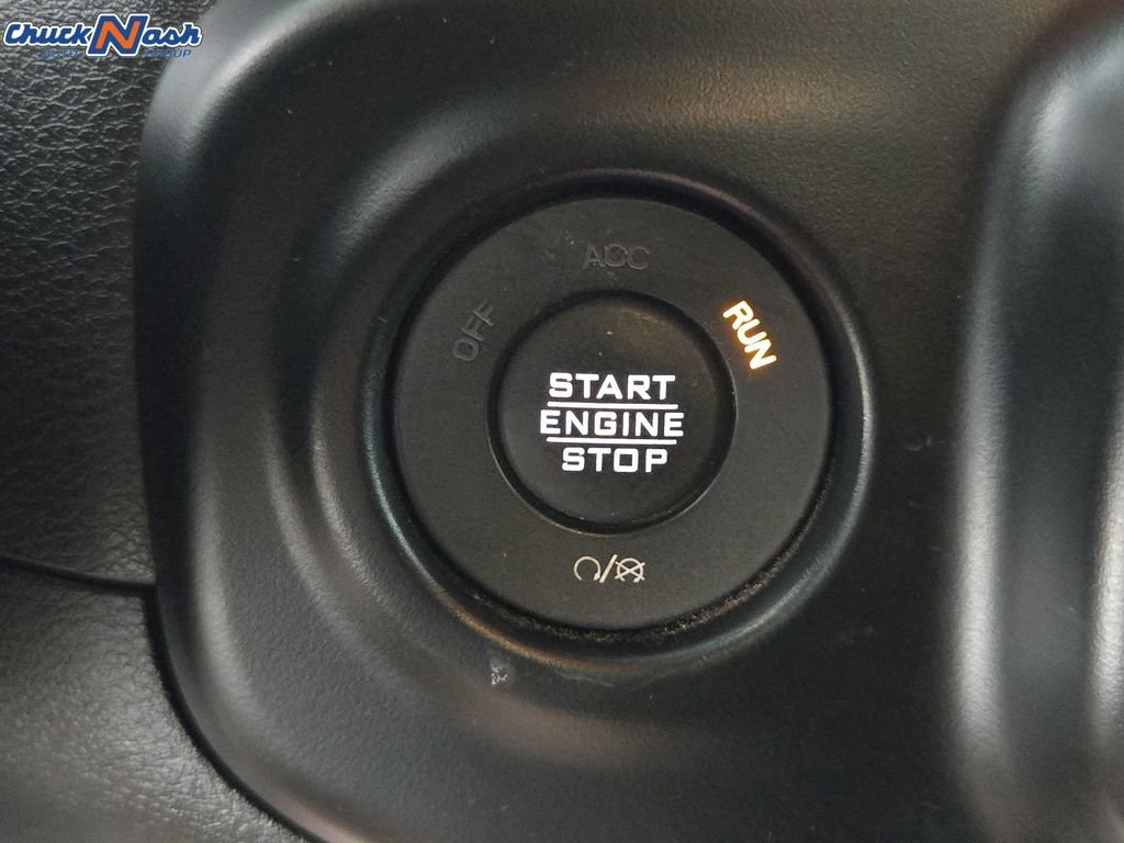 Used 2021  Jeep Mojave image 22