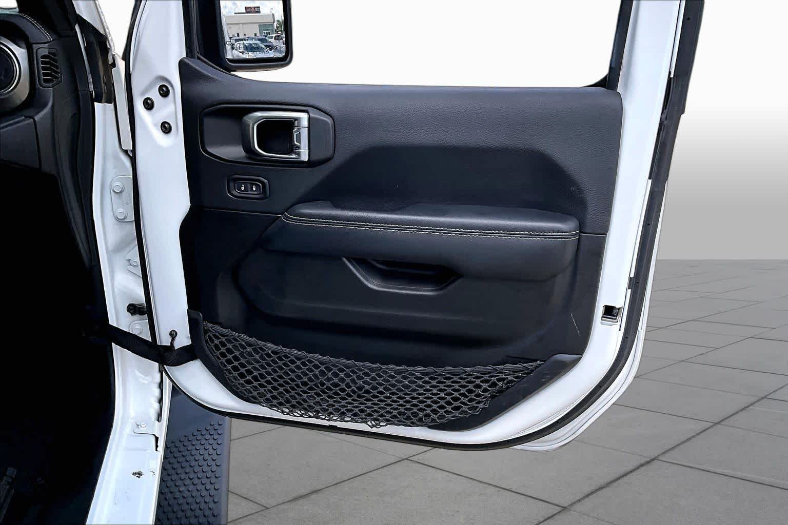 Used 2023 Bright White Clearcoat Jeep Sahara image 22