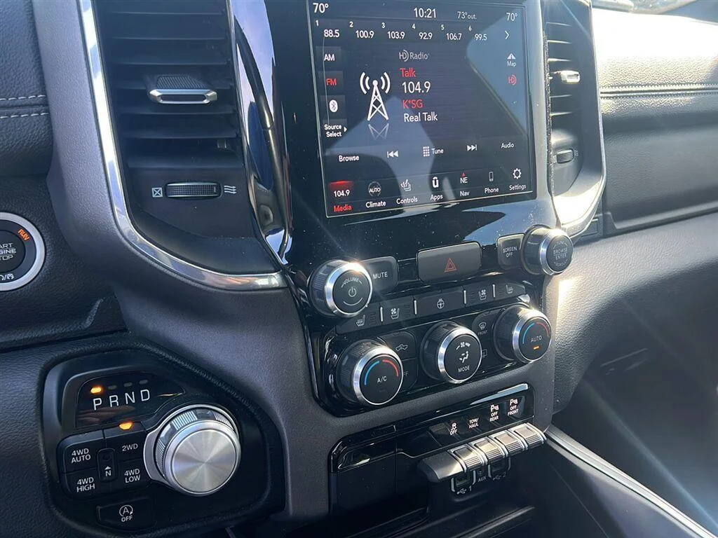 Used 2021 Diamond Black Crystal Pearlcoat Ram Laramie image 6